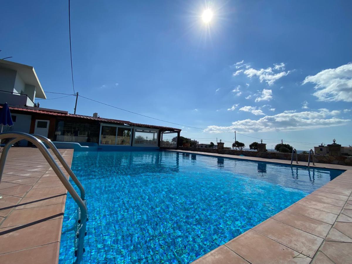 Blue Sky Apartment Frangocastelo Exterior photo