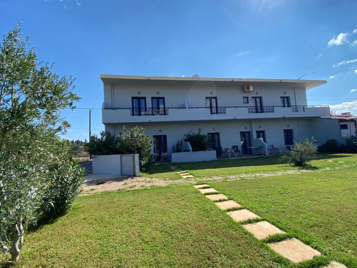 Blue Sky Apartment Frangocastelo Exterior photo